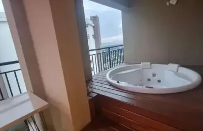 Casa com 3 quartos para alugar na Avenida Ômega, 265, Melville Empresarial  I e  II, Barueri