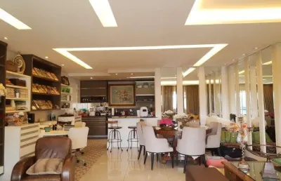 Oportunidade , apartamento com vista privilegiada, venda 110 metros com 3 quartos sendo 1 suíte.