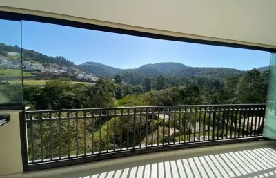 Lindo apartamento para venda tem 139 metros quadrados com 3 suites com closet.