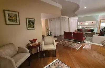 Oportunidade lindo apartamento mobiliado, possui 287 metros com 4 quartos e 4 vagas .