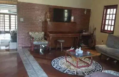 Casa residencial alphaville 4 para venda possui 300 metros quadrados com 2 quartos