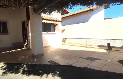 Casa com 2 quartos à venda na Rua Pedro Maitan, Loteamento Jardim Eldorado, Botucatu