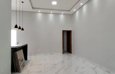 Casa com 3 quartos à venda na Rua H, 1, Residencial Ouro Verde, Botucatu