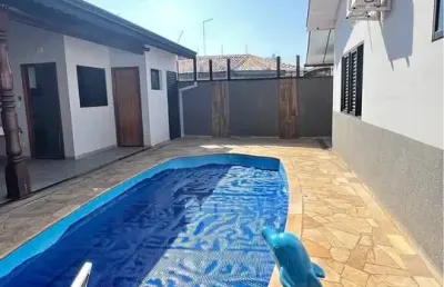 Casa com 3 quartos à venda na Rua Isaltino Pinheiro de Castro, Jardim Paraíso II, Botucatu