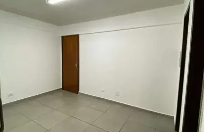 Sala comercial para alugar na Praça Rui Barbosa, 827, Centro, Curitiba