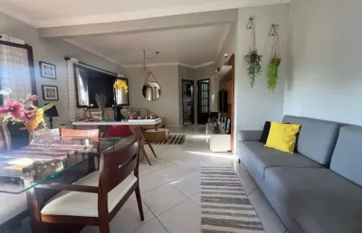 Casa com 6 dormitórios à venda, 280 m² por r$ 600.000 - praca da bandeira - araruama/rio de janeiro