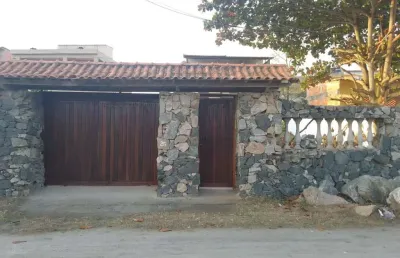 Casa com 2 dormitórios à venda, 170 m² por r$ 580.000,00 - monte alto - arraial do cabo/rj