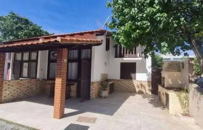Casa com 3 dormitórios à venda, 120 m² por r$ 780.000,00 - peró - cabo frio/rj