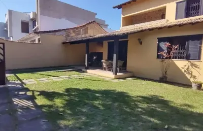 Casa com 3 dormitórios à venda, 180 m² por r$ 1.200.000,00 - colinas - são pedro da aldeia/rj