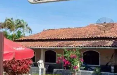 Casa à venda com 6 quartos localizada no balneário de são pedro da aldeia