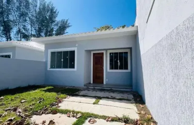 Casa com 2 dormitórios à venda, 69 m² por r$ 290.000,00 - bananeiras - araruama/rj