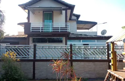 Casa com 3 dormitórios mais 02 terrenos à venda, 12.000 m² por r$ 2.500.000 - clube engenheiros - araruama/rj