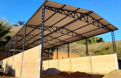 Galpão à venda, 360 m² por r$ 960. - novo mundo - bom jardim/rj