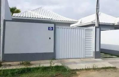 Casa com 2 dormitórios à venda, 70 m² por r$ 335.000,00 - coqueiral - araruama/rj
