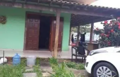 Casa com 3 dormitórios à venda, 250 m² por r$ 400.000,00 - coqueiral - araruama/rj