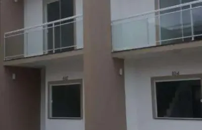 Casa com 2 dormitórios à venda por r$ 250.000,00 - bananeiras - araruama/rj
