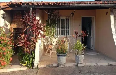 Casa com 2 quartos à venda na Rodovia Amaral Peixoto, 83650, Viaduto, Araruama