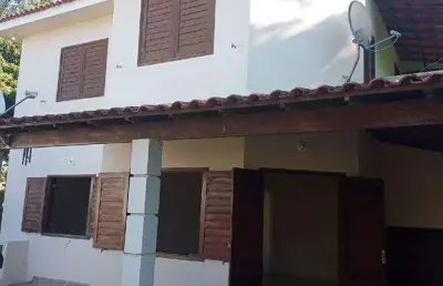 Oportunidade imperdível | casa térrea com 3 quartos e excelente espaço externo para locação por apenas r$ 2.300,00