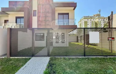 Casa com 3 quartos à venda na rua atílio brunetti, 600, capão raso, curitiba, 131 m2 por r$ 960.000