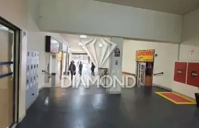Sala comercial para alugar na praça tiradentes, 106, centro, curitiba, 30 m2 por r$ 2.200