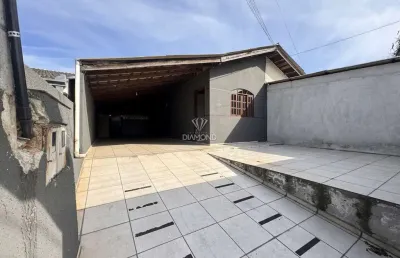 Casa com 3 quartos para alugar na rua maria luiza rossa, 111, cidade industrial, curitiba, 50 m2 por r$ 1.600