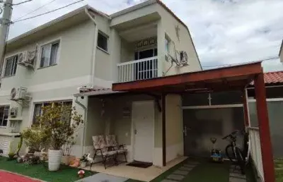 Casa duplex 2 suítes porteira fechada sol da manhã olympia park