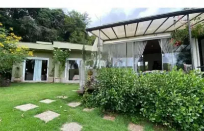Casa com 4 quartos à venda na alameda do cedro, floresta, juiz de fora, 200 m2 por r$ 950.000