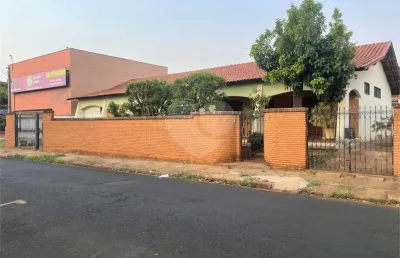 Casa com 3 quartos à venda na Major Carvalho Filho, Centro, Araraquara