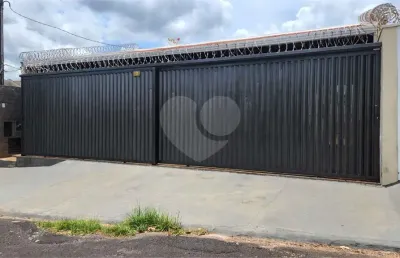 Casa com 4 quartos à venda em jardim roberto selmi dei - sp