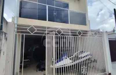 Sobrado 4 quartos sendo 2 suítes no bairro contorno