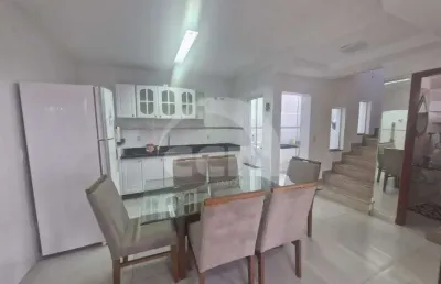 Sobrado semi mobiliado para locação no bairro órfãs!
