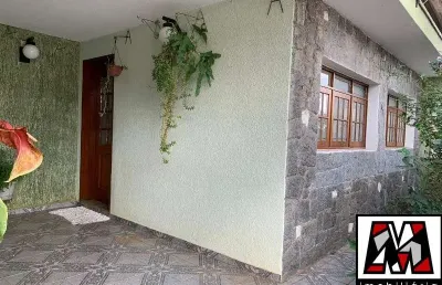 Casa térrea com edícula para fins residenciais ou comerciais no vianelo