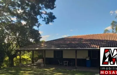 Chácara lagoa dos patos com 03 casa no terreno, churrasqueira, piscina, pomar, acessos as rodovias anhanguera e bandeirantes