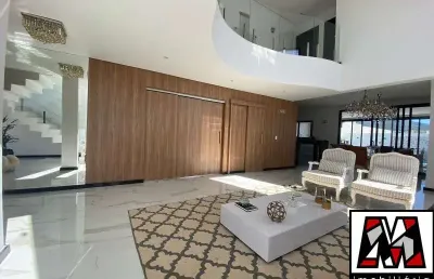 Casa de alto padrão excelente acabamento condomínio com total infraestrutura de lazer