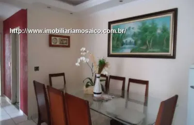 Apartamento amplo, aceita financiamento e fgts, 03 dormitórios, 01 vaga coberta
