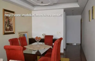 Apartamento amplo alto padrão no centro próximo ao forum e comércio, 03 suites