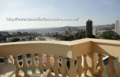 Apartamento no condomínio acapulco, andar alto com 03 suites.