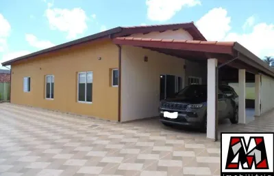 Vendo casa térrea, semi-nova, várias vagas,  1400m2.