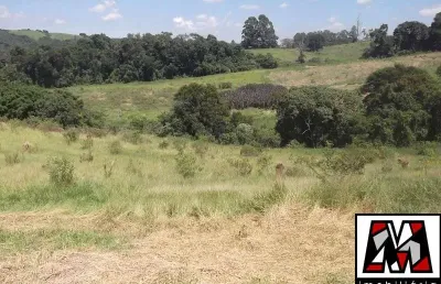 Sítio com 29.000m2, com casa de 300m2, e ótima topografia em itatiba