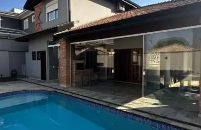 Casa a venda portal do paraíso ii, 4 suítes, piscina
