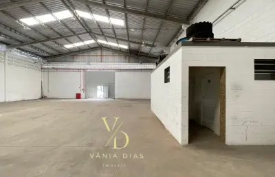 (alugado) galpão para locação no polo industrial de civit ii –800m²- serra/es