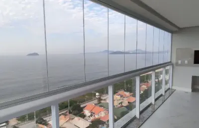 Apartamento frente mar pé na areia palm springs praia de balneario piçarras.