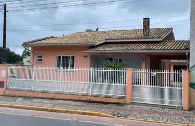 Casa com 3 quartos à venda na Avenida Emanuel Pinto, 1146, Centro, Balneário Piçarras