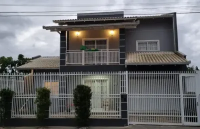 Sobrado dos sonhos apenas 150 metros da praia mobiliado e decorado