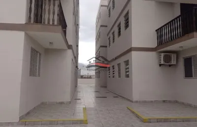 Apartamento térreo com 2 dormitórios a 200 metros da praia do indaiá