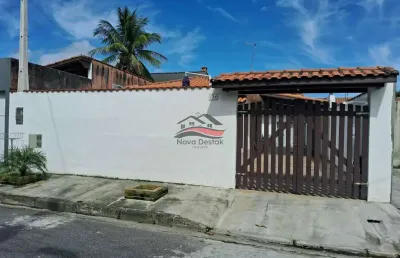 Ótima casa a venda com 3 quartos (1 suíte), no jd. porto novo - caraguatatuba / sp