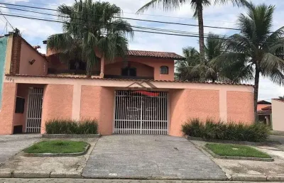 Sobrado à venda com 4 dormitórios e piscina no  indaiá, caraguatatuba, sp