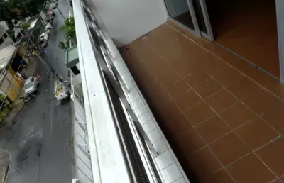 Via imóveis vende na cidade do recife  3 qt st + dec por 350.000 próx a praia de boa viagem