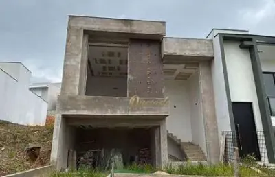 Sobrado à venda, 3 suítes, piscina, planejados, condomínio gran reserve, indaiatuba.