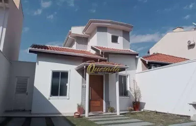 Sobrado à venda, 2 suítes, planejados, condomínio villaggio di itaici, indaiatuba.